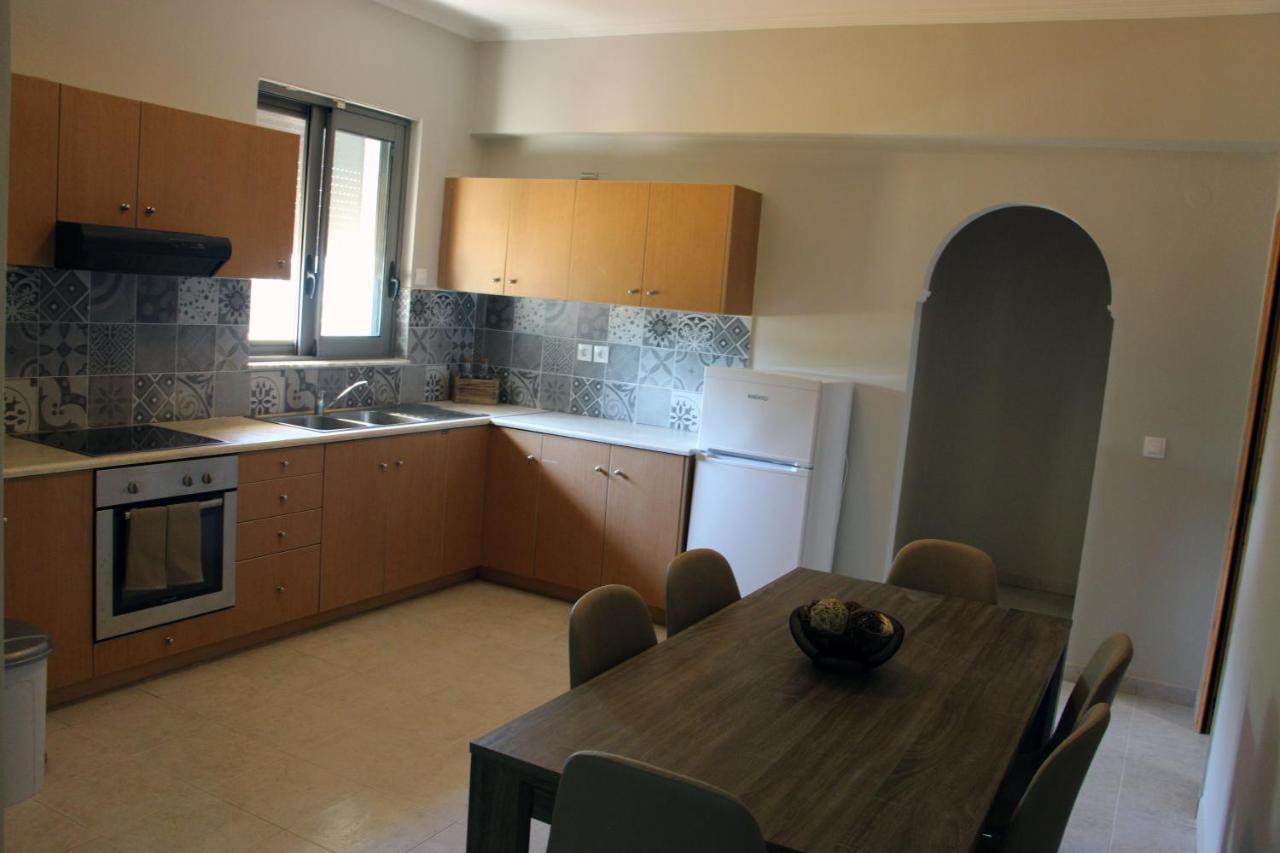 Miva Sea View Apartments 3 *