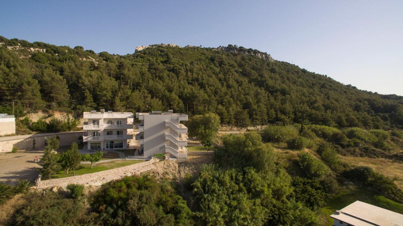Miva Sea View Apartments 3 *