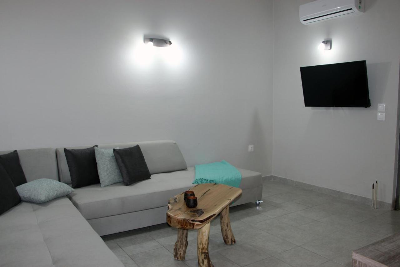 Miva Sea View Apartments 3 *