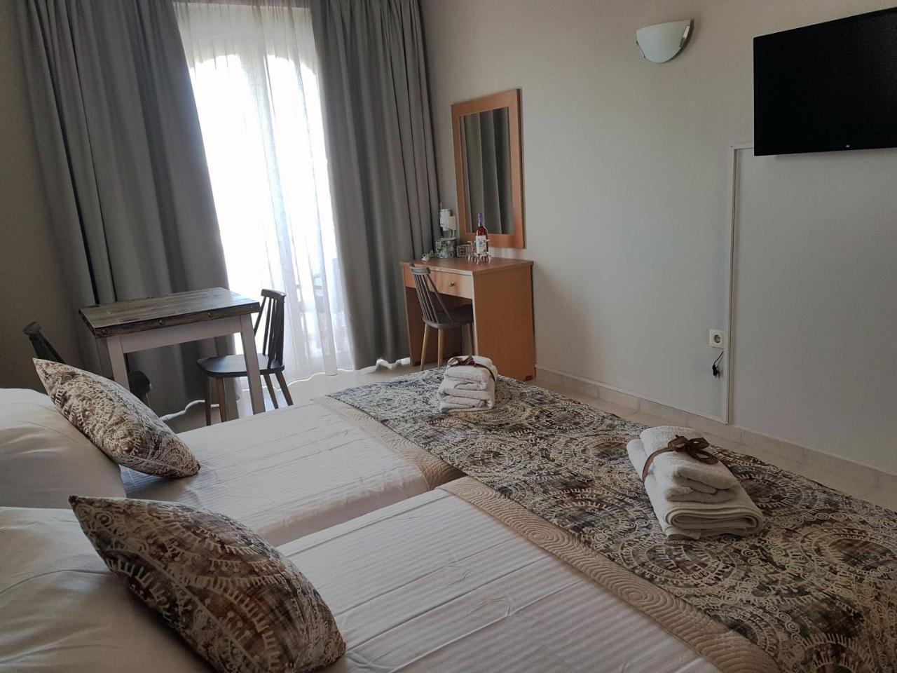 Miva Sea View Apartments 3 *