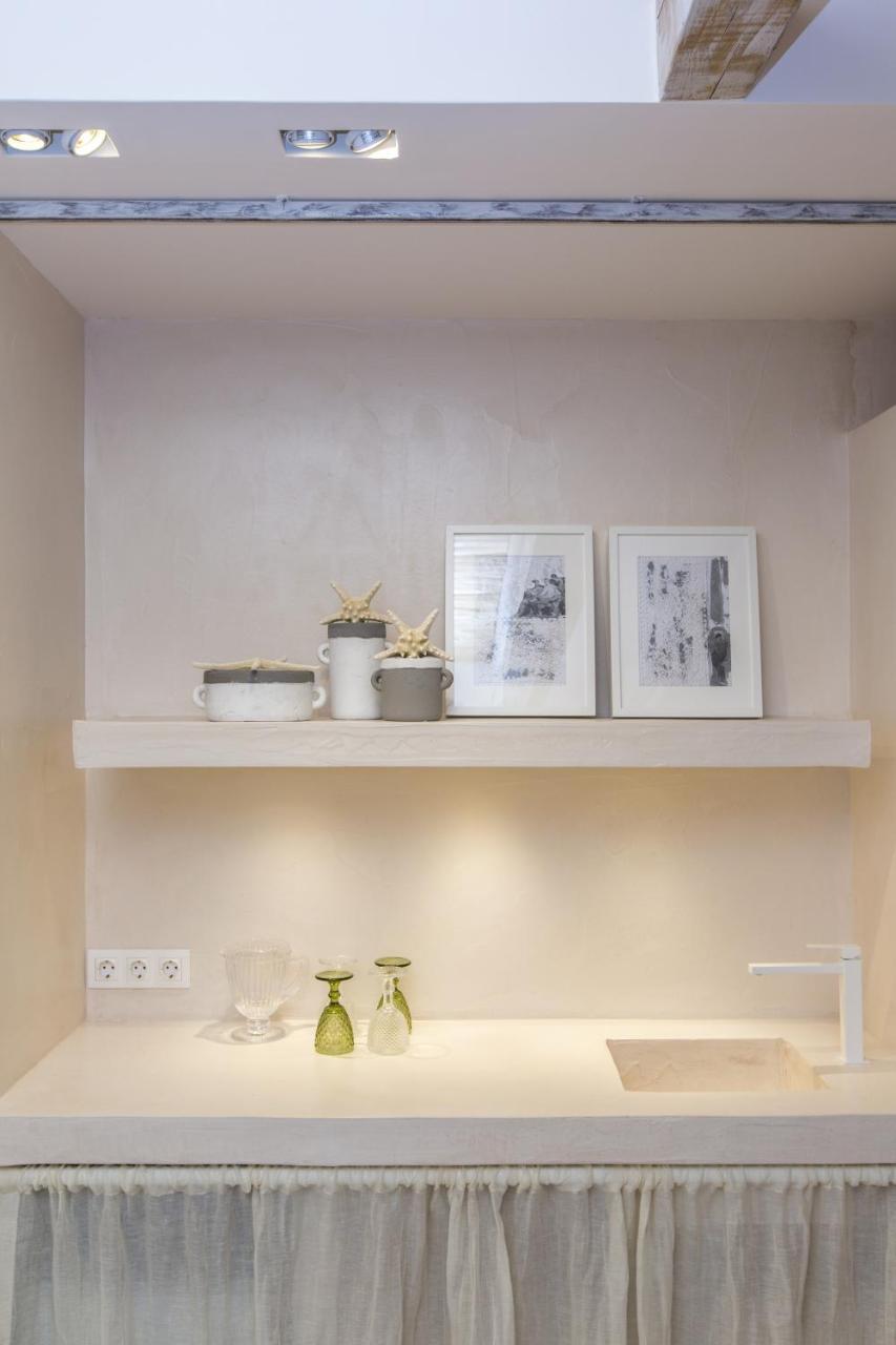 Sea Nymphs Suites 3 *