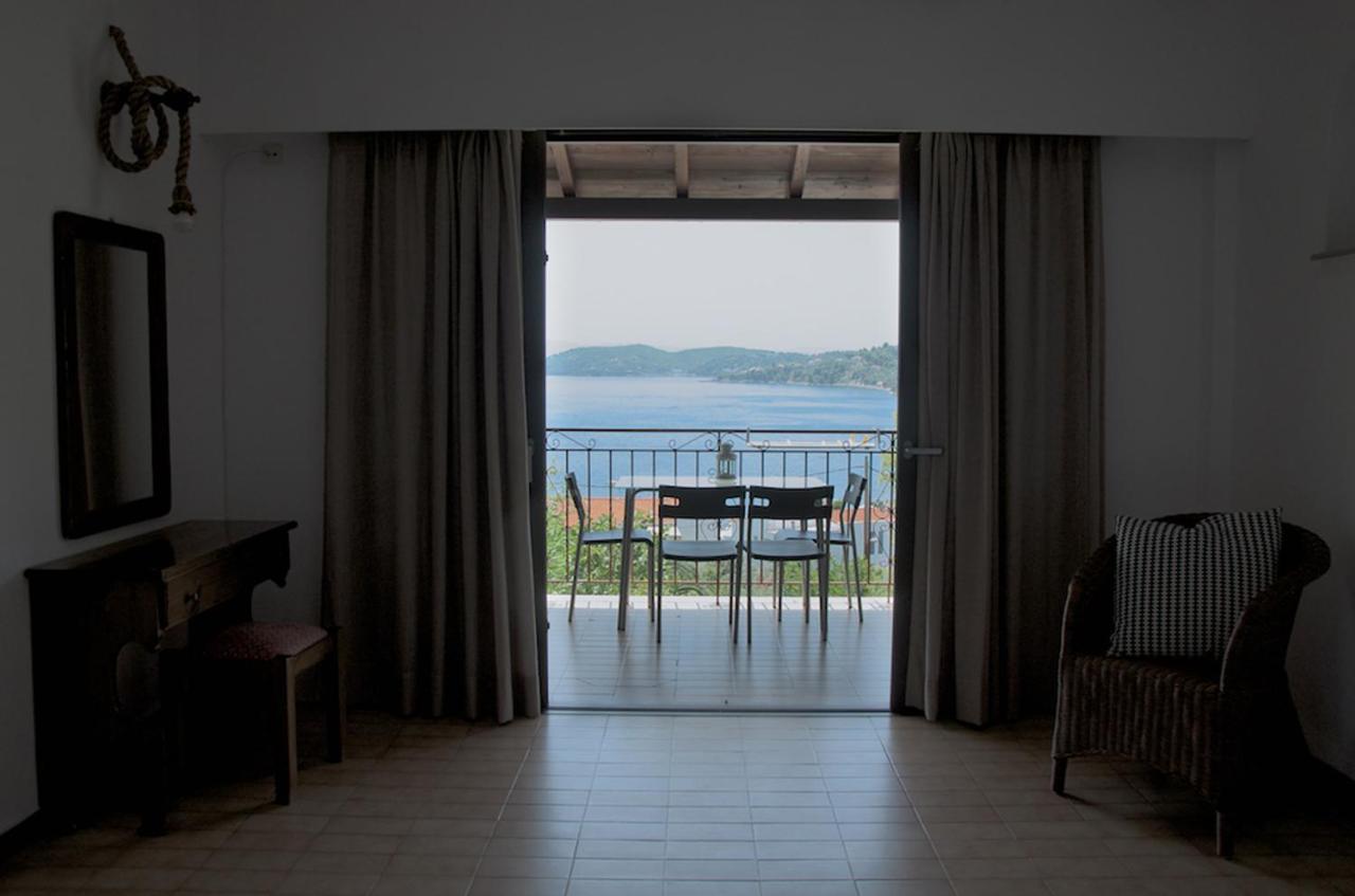 Villa Anna 1 *
