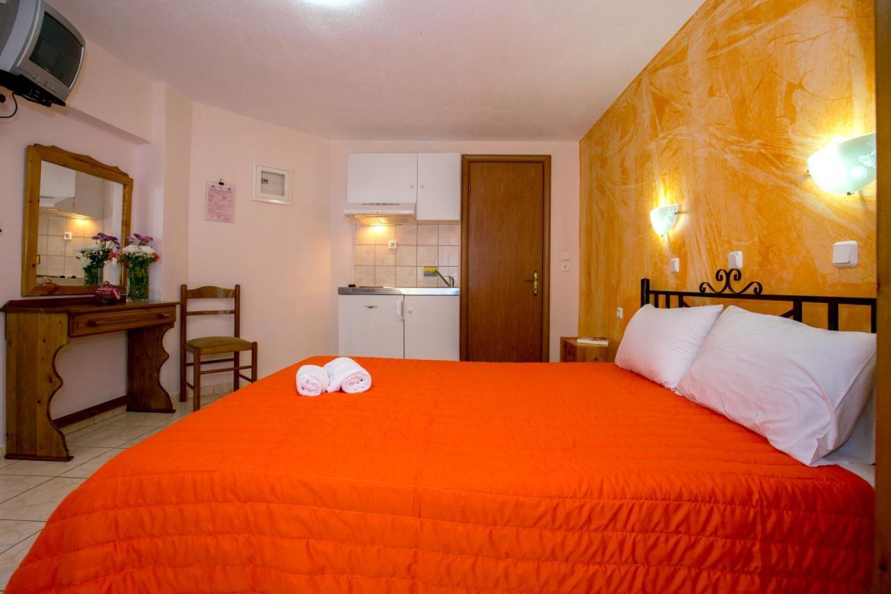 Studios Lampiris 3 *