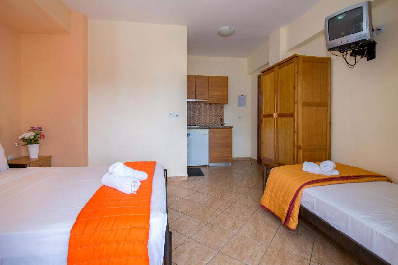 Studios Lampiris 3 *