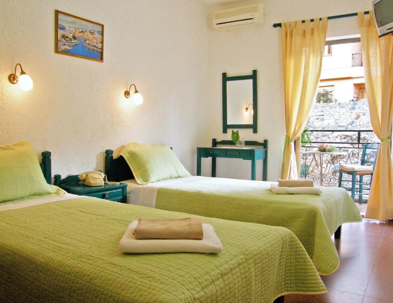 Victoria Hotel 