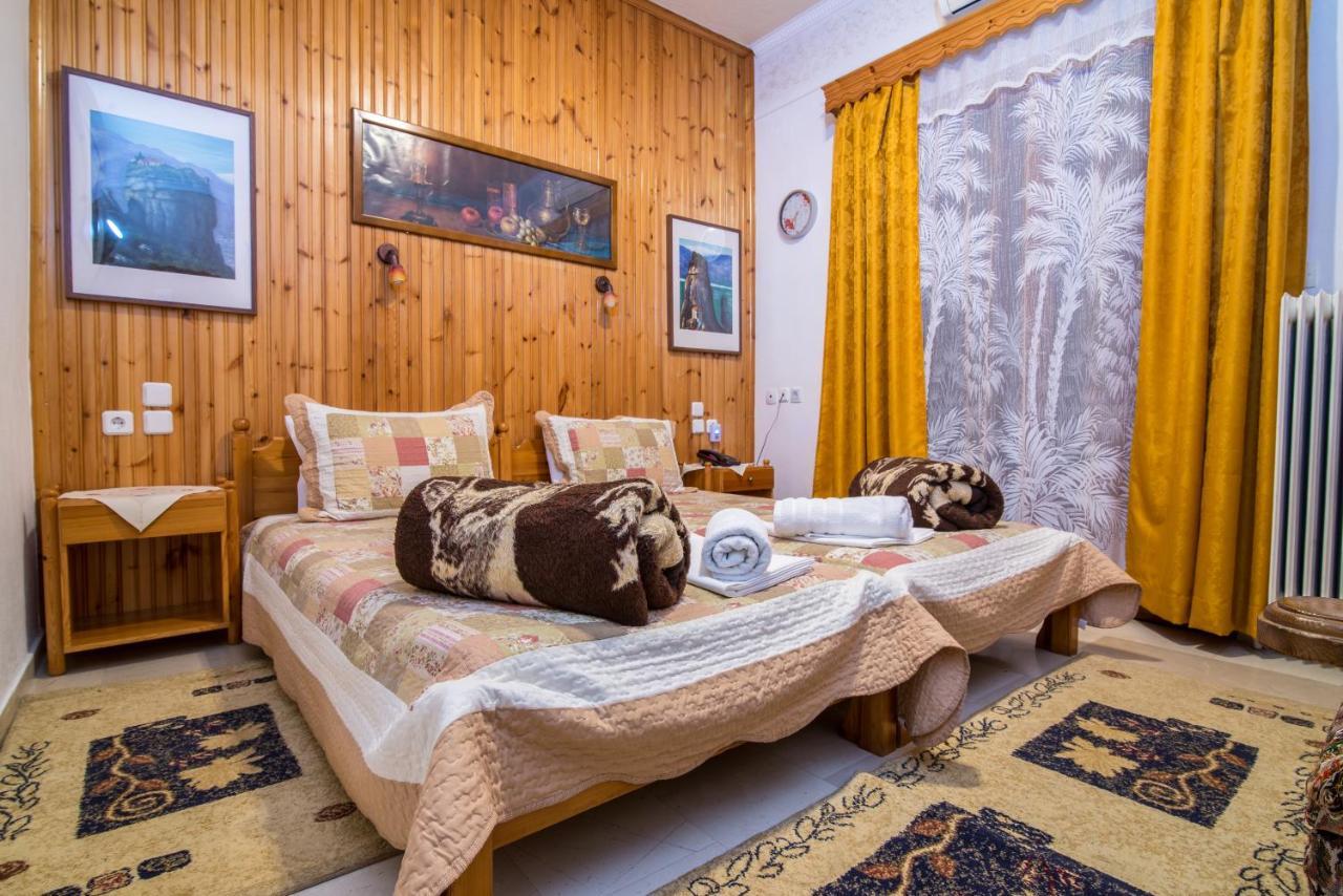 Zozas Rooms 3 *