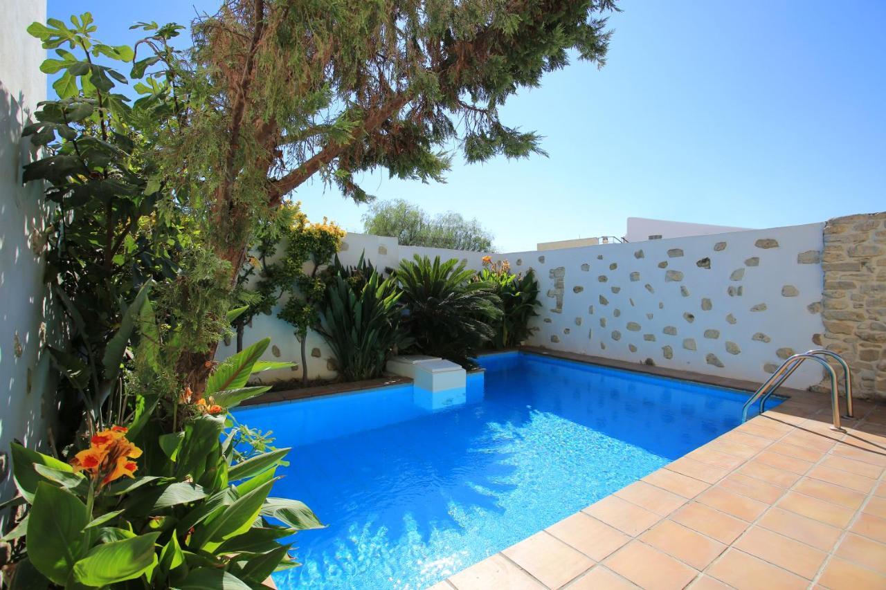 Villa Kamilari 3 *