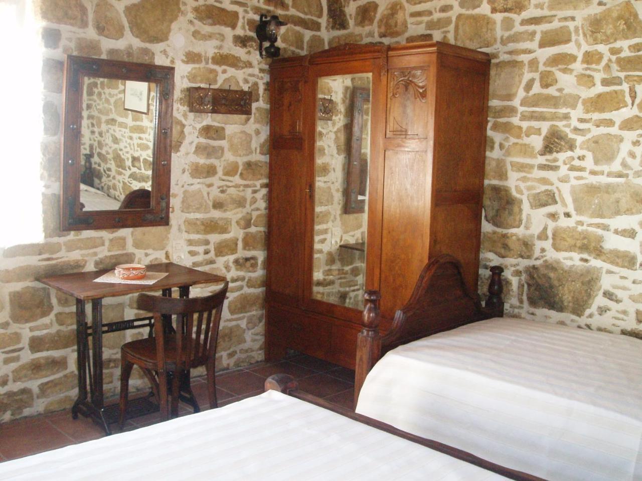 Villa Kamilari 3 *