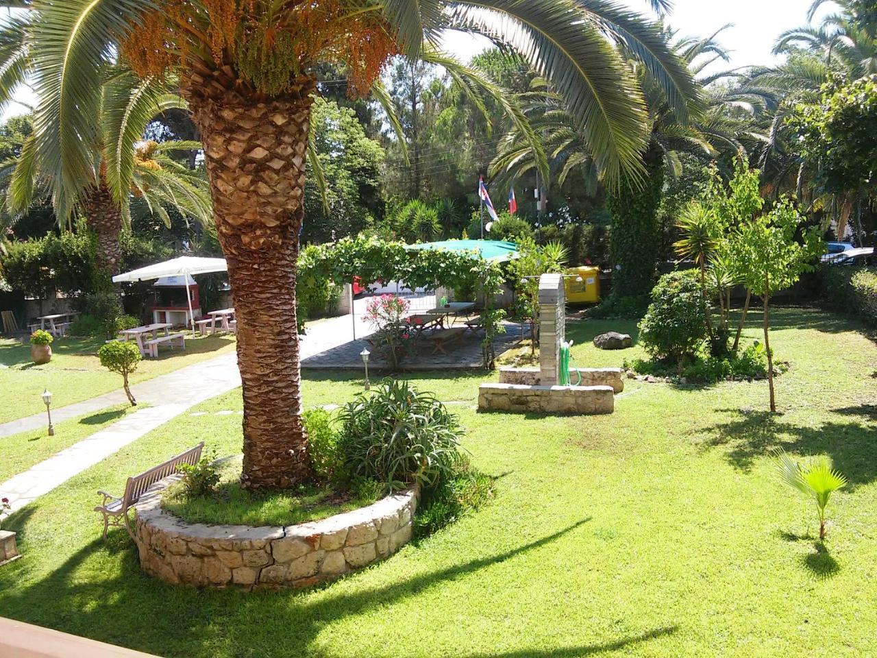 Asteras Hotel 2 *