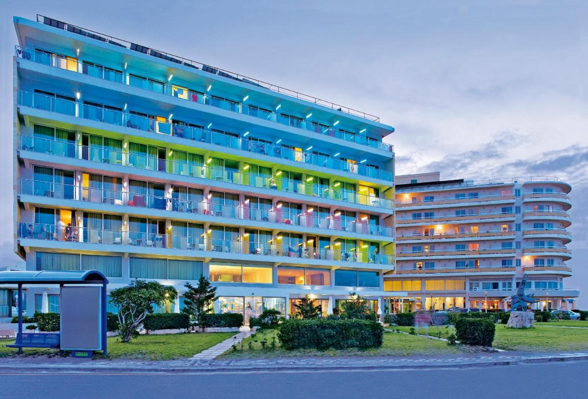 Aquarium View Hotel 4 *