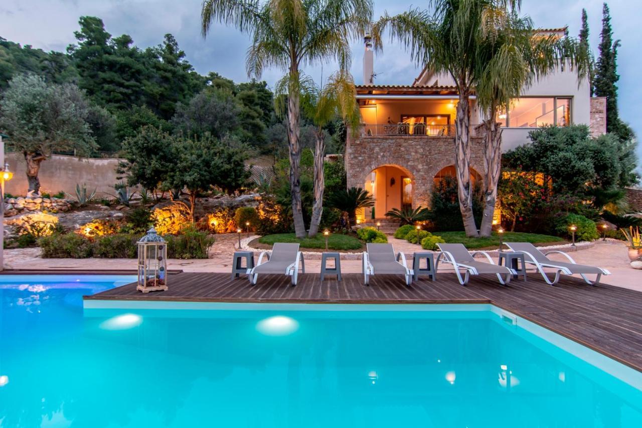 Villa Maira Luxurious With Private Swimming Pool