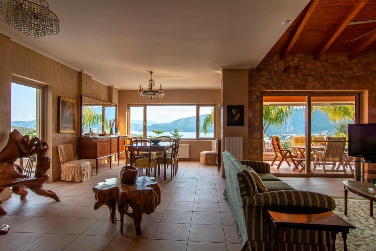 Villa Maira Luxurious With Private Swimming Pool