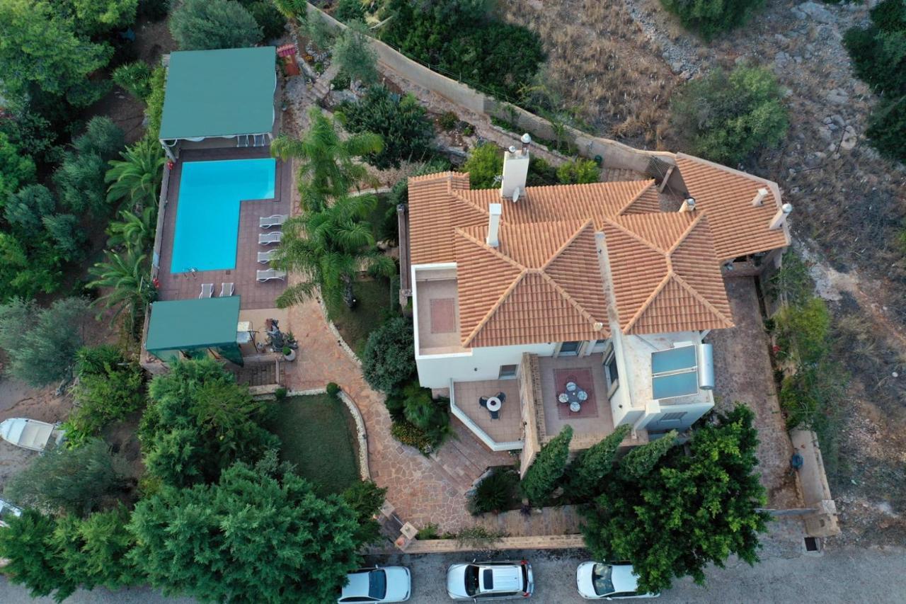 Villa Maira Luxurious With Private Swimming Pool