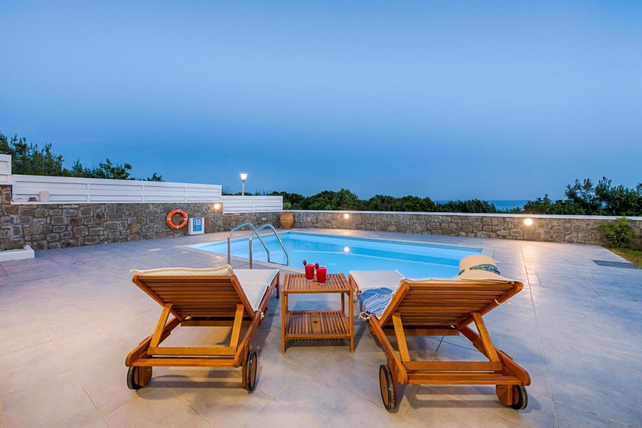 Villa Sea La Vie 4 *