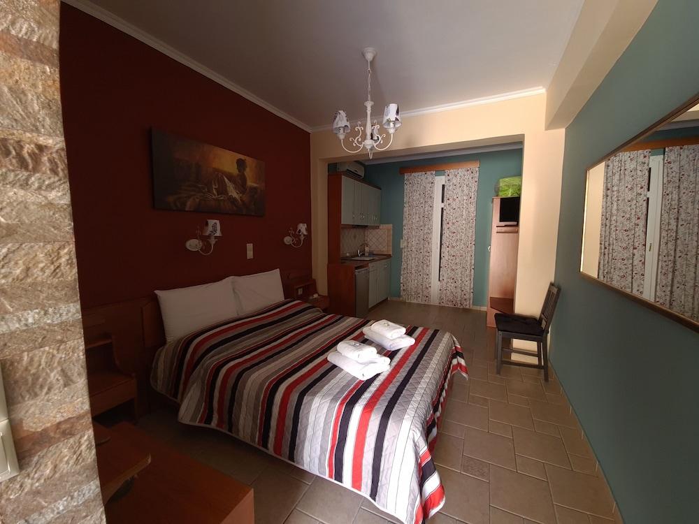 Edem Studios & Apartments  - pic #5
