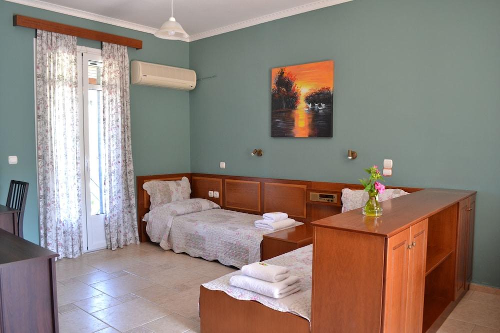 Edem Studios & Apartments  - pic #9