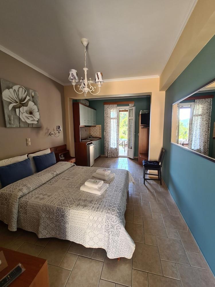 Edem Studios & Apartments  - pic #14