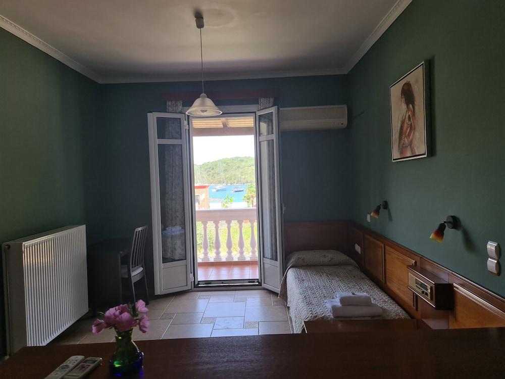 Edem Studios & Apartments  - pic #17