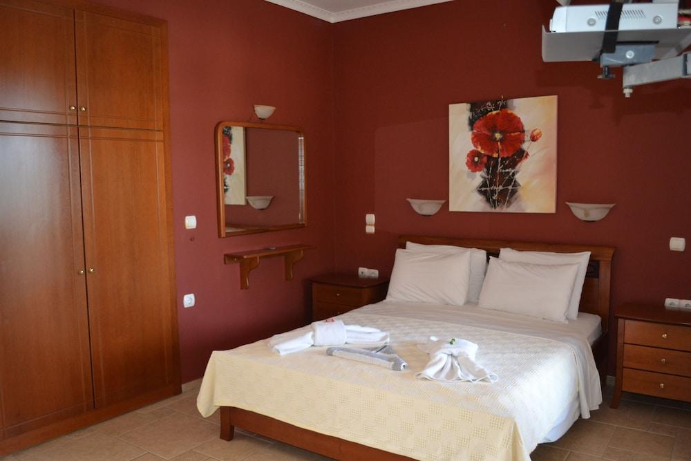 Edem Studios & Apartments  - pic #2