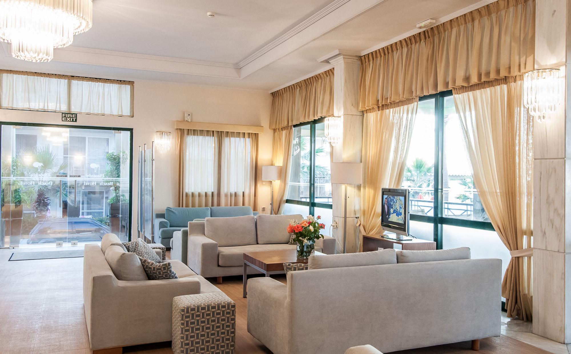Phoenix Beach 4 *