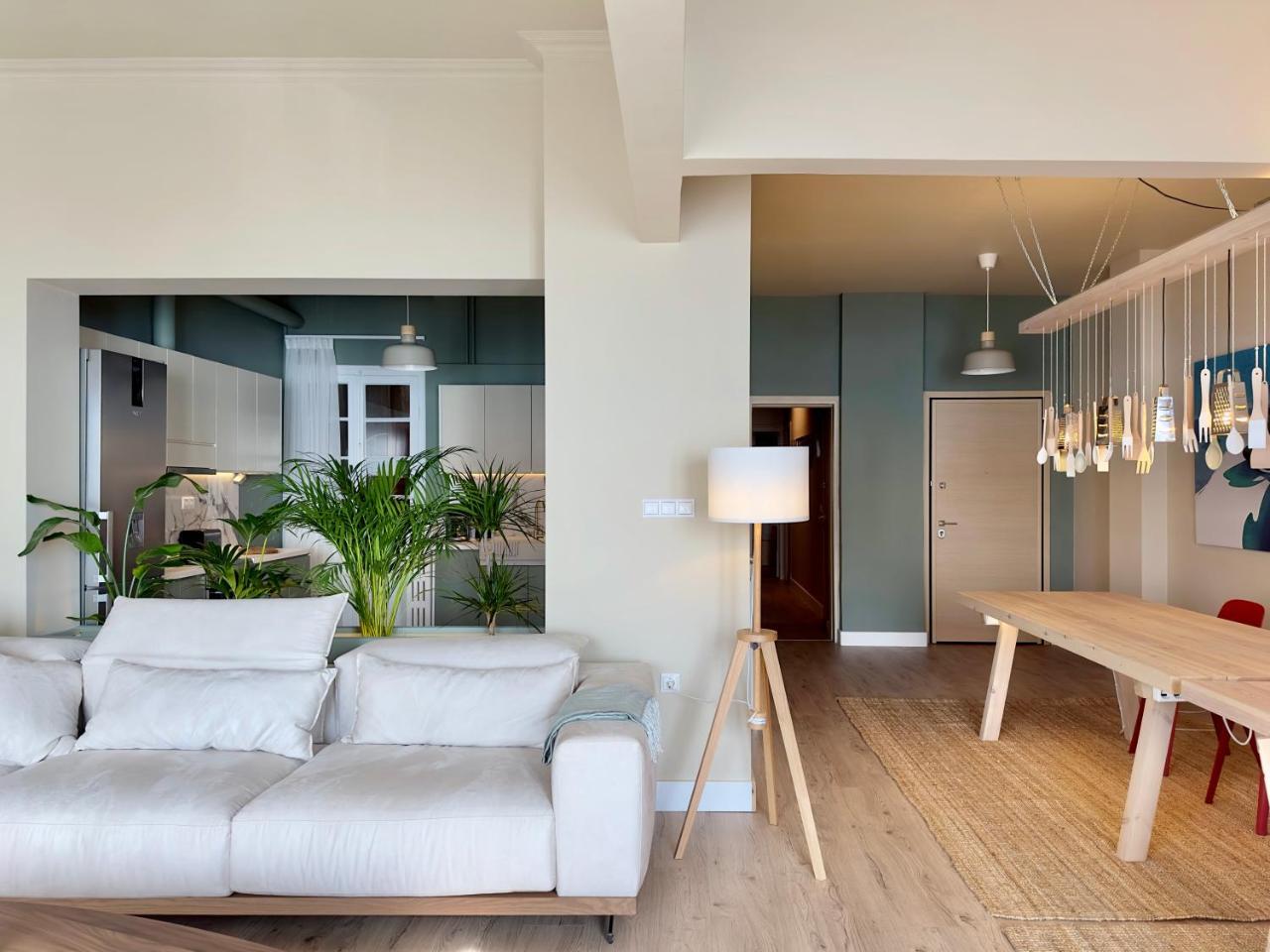 Infinity & Beyond by Halu! - Seafront Apartments, , 