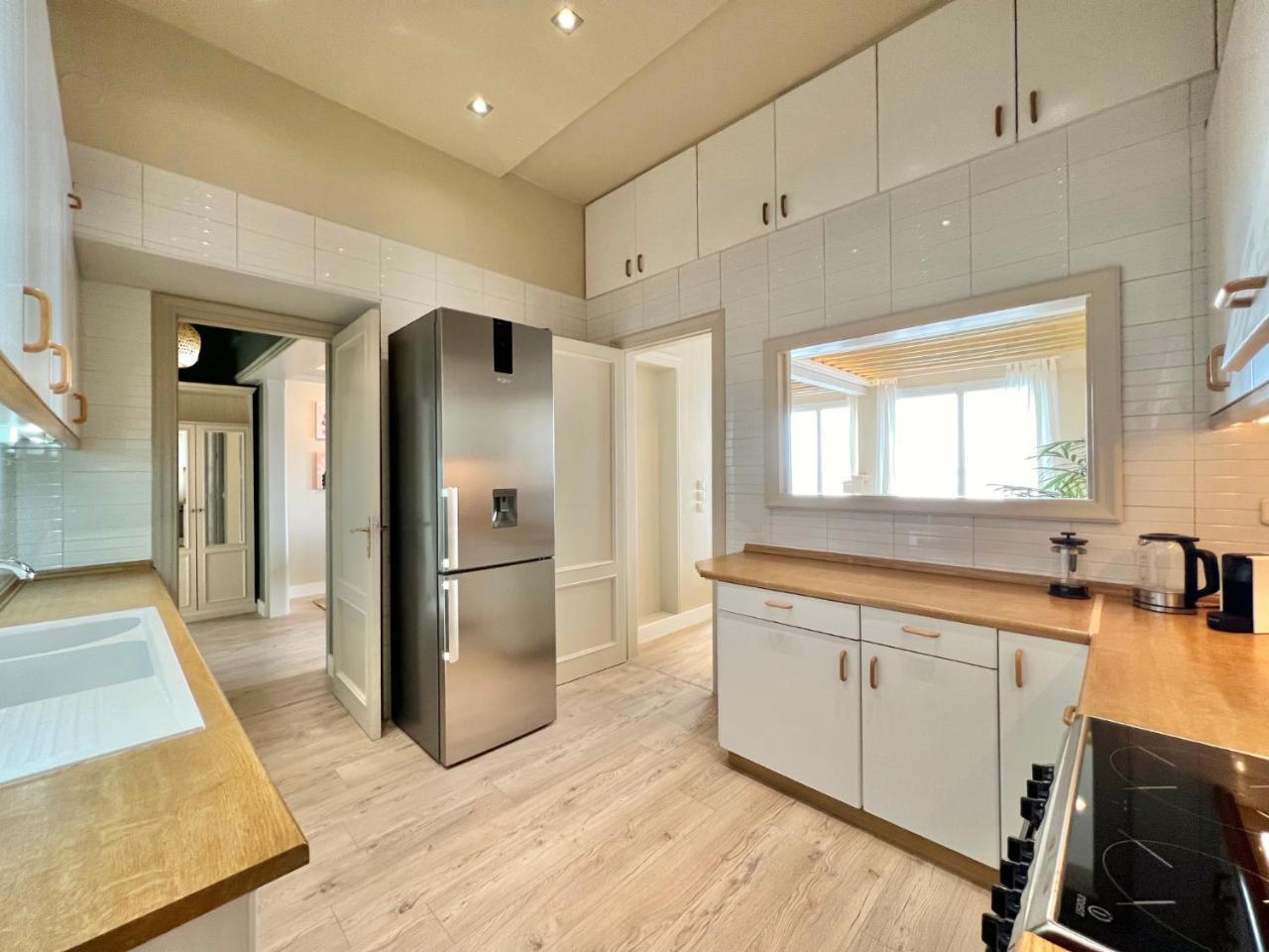 Infinity & Beyond by Halu! - Seafront Apartments, , 