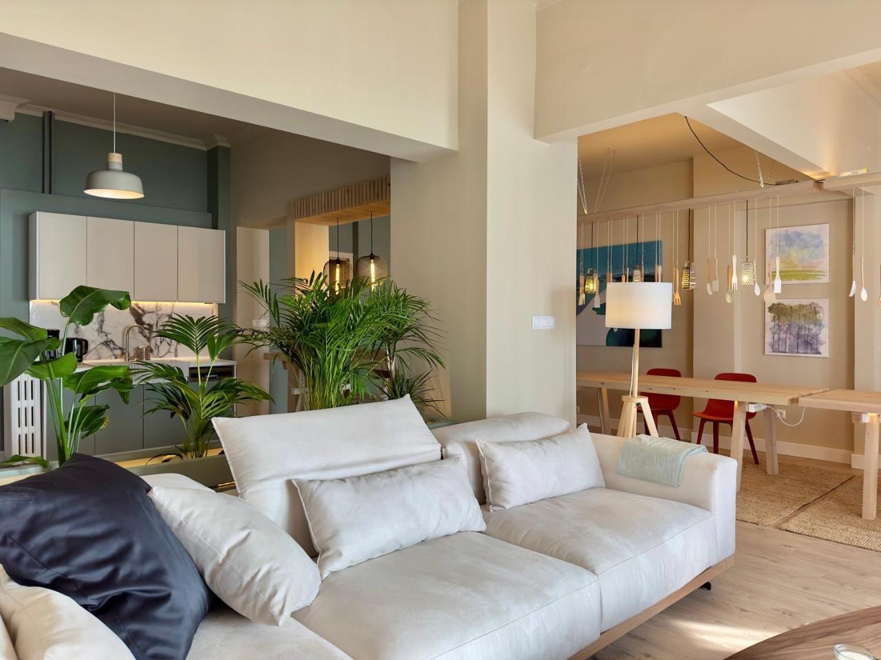 Infinity & Beyond by Halu! - Seafront Apartments, , 