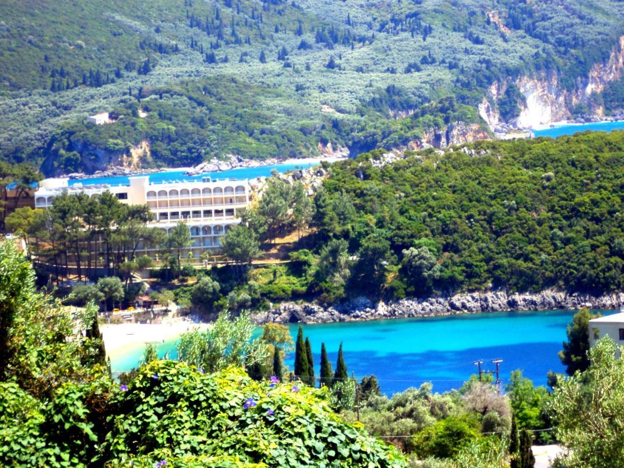 Vassilis 