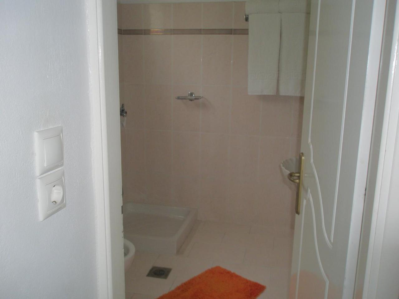 Haris Hotel Apartments 3 *