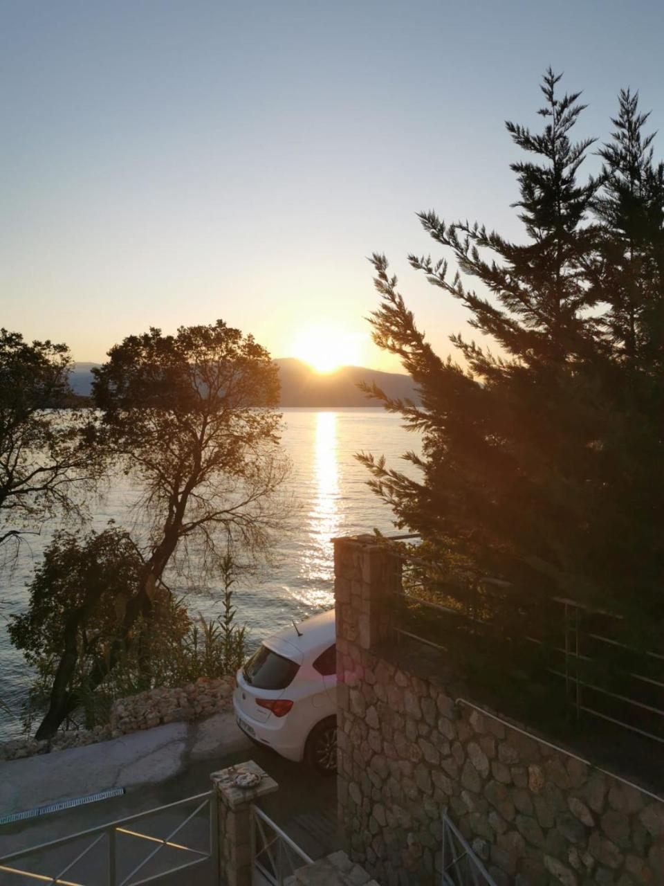 Nikiana Beach 