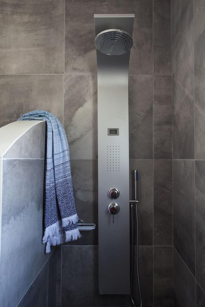 Thalassa Prive Villas 4 *