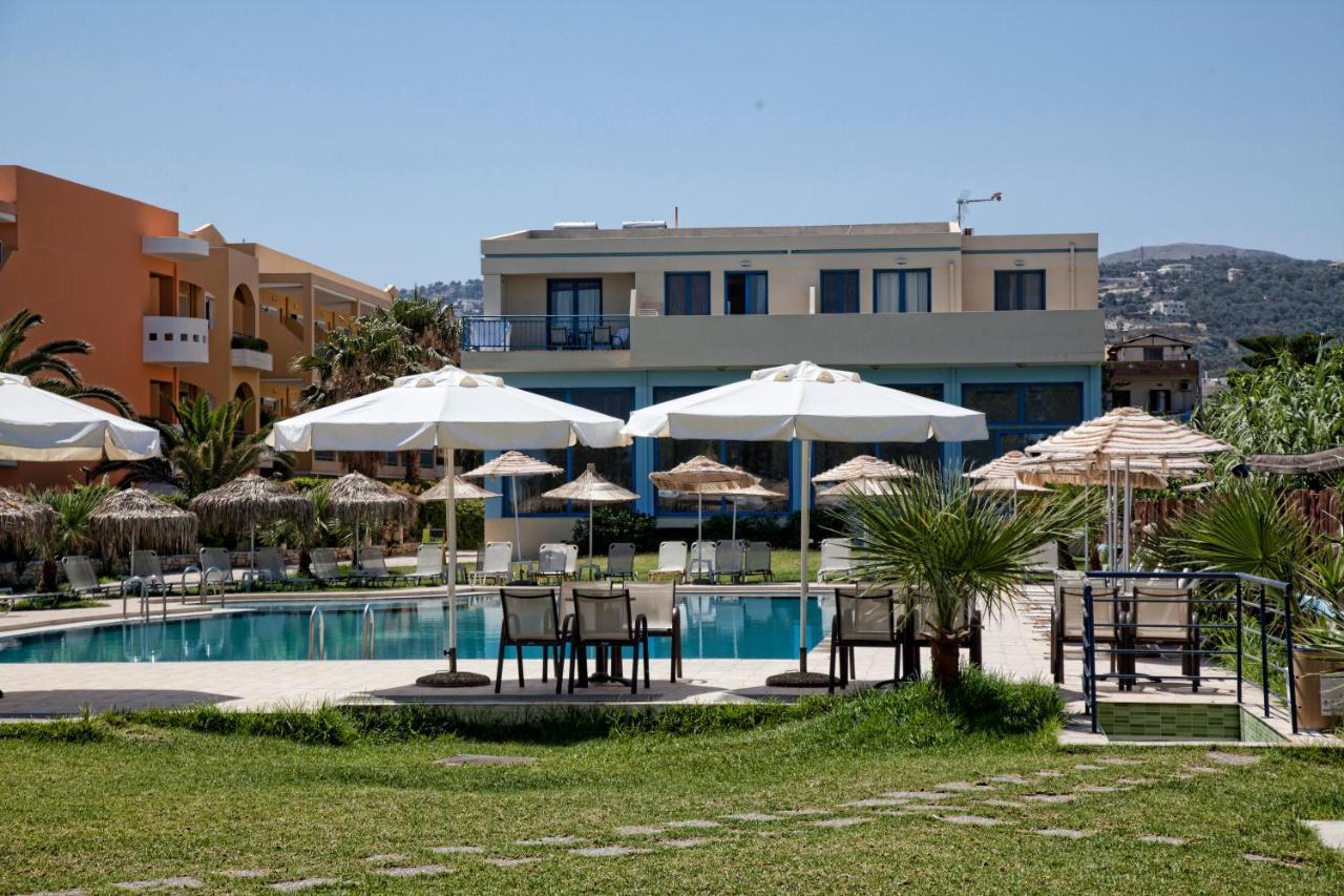 Gold Apartments 3 *