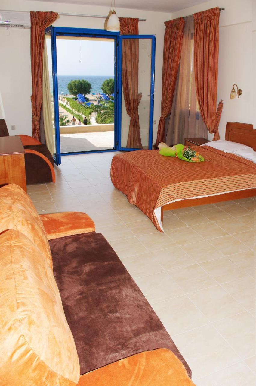 Gold Apartments 3 *