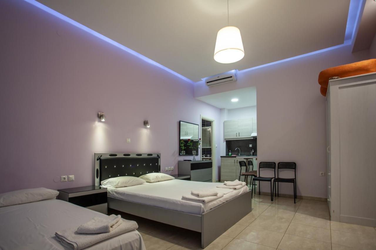 Gold Apartments 3 *