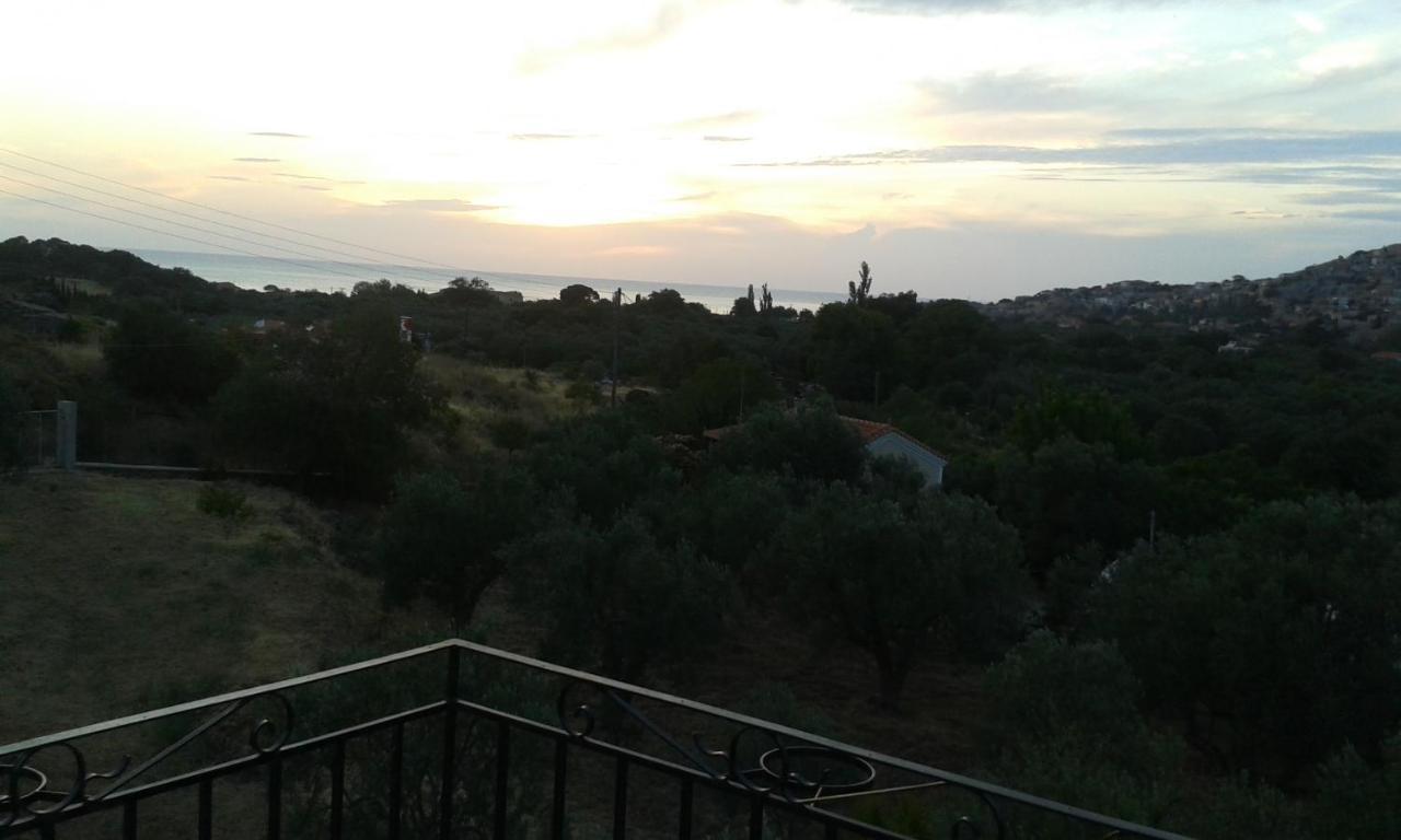 Molyvos View Studios 2 *