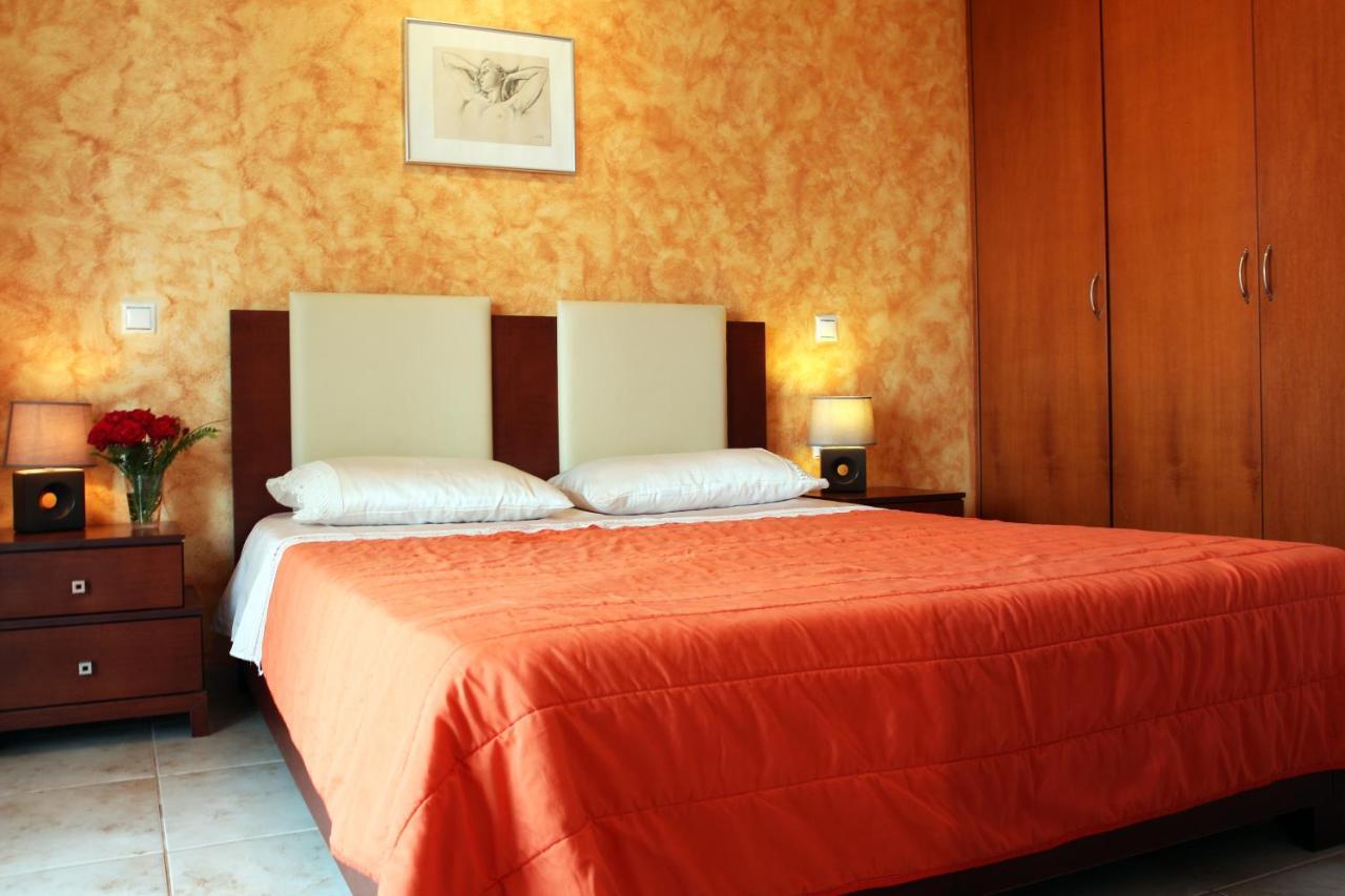 Kouros Chania Villas 3 *