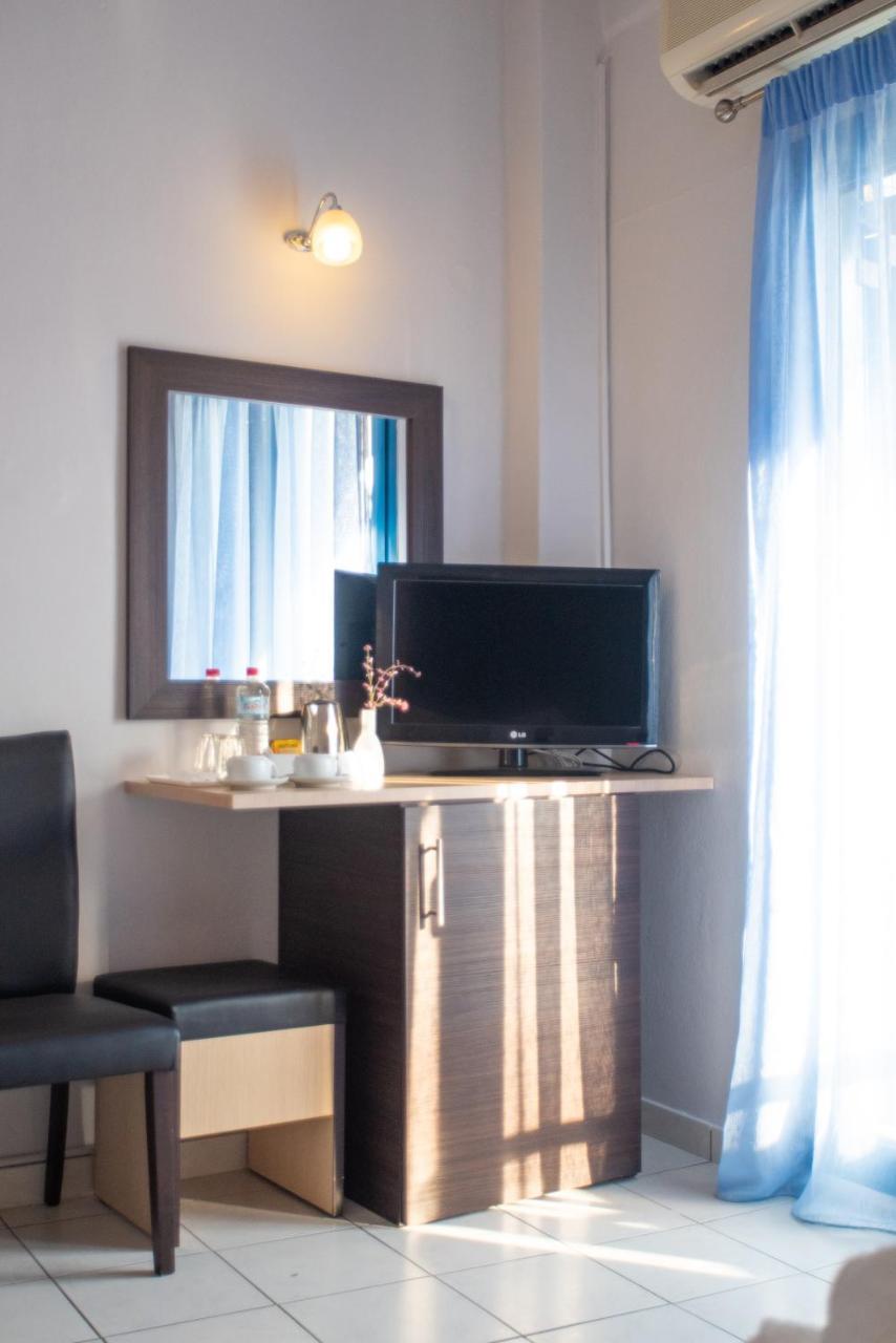 Christof Studios & Rooms 2 *