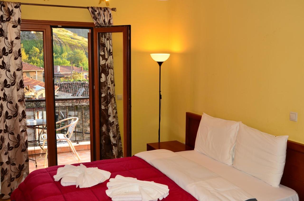 Guesthouse Lithos 3 *
