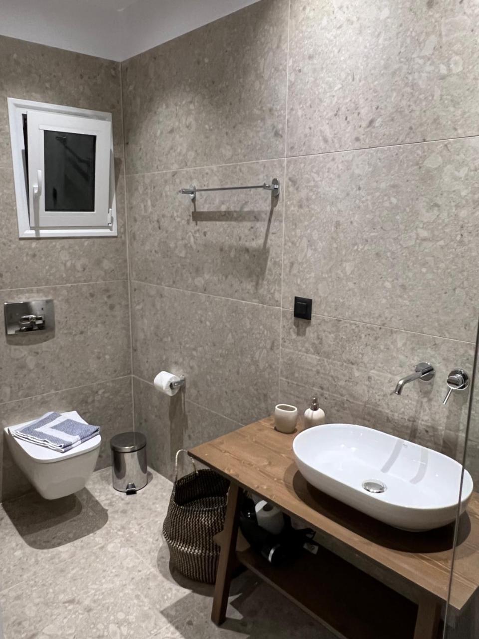 Johannes Boutique Apartments & Suites 1 *