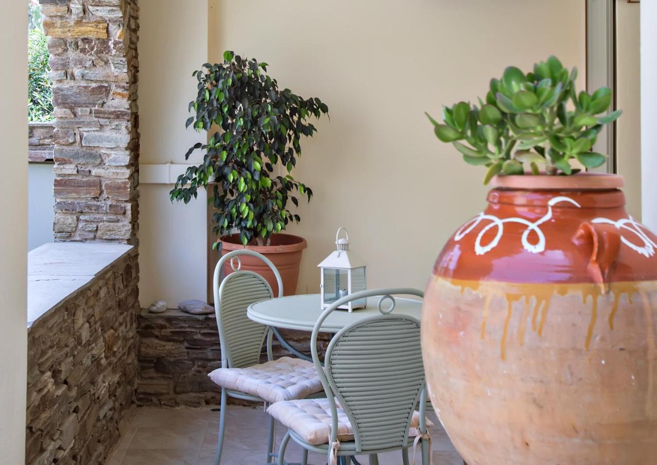 Tiniotissa Studios 