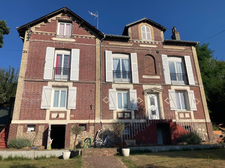 Charmant Logement Entre Ville Et Campagne. em Montivilliers