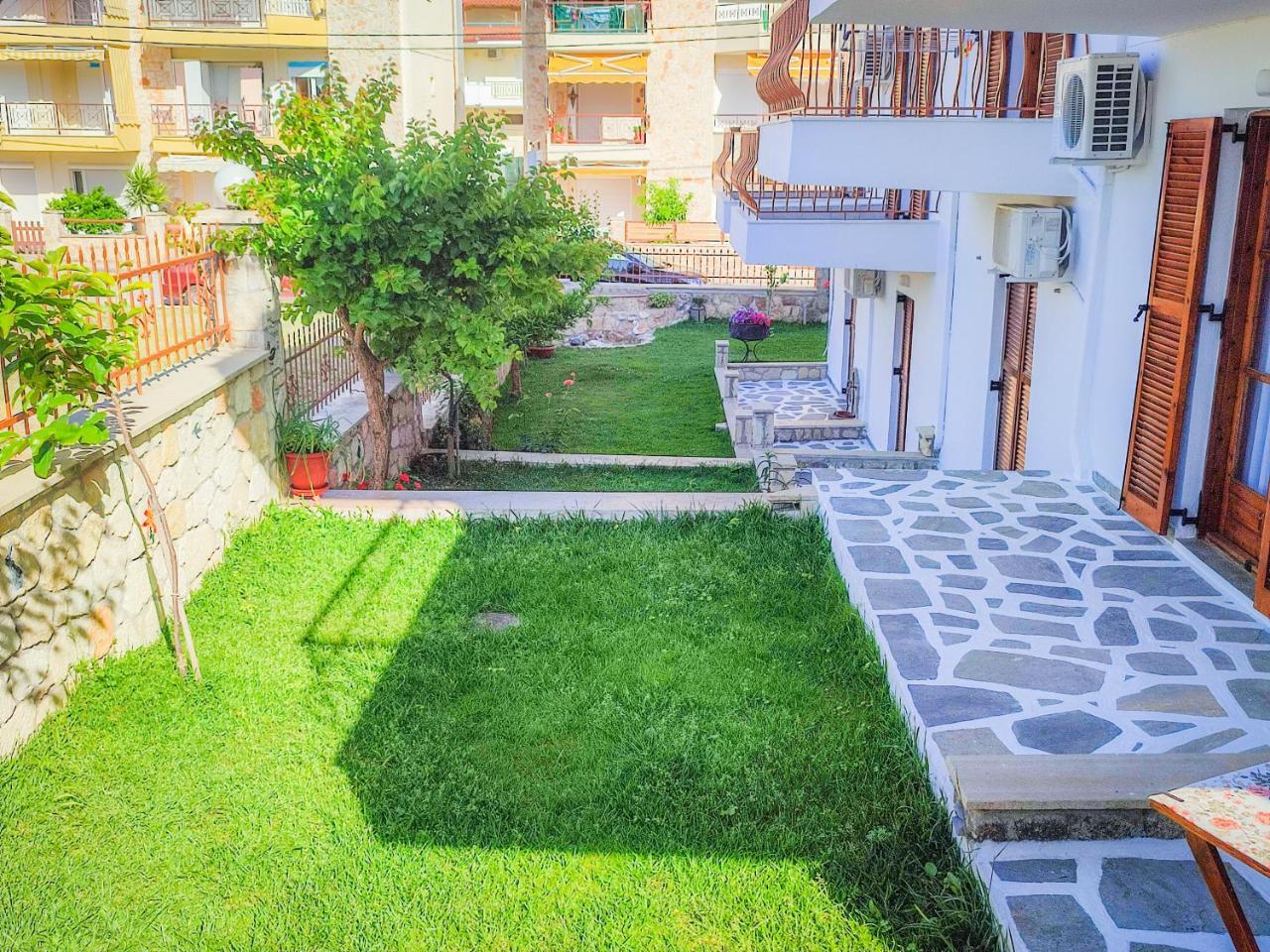 Eytyxia Apartments 