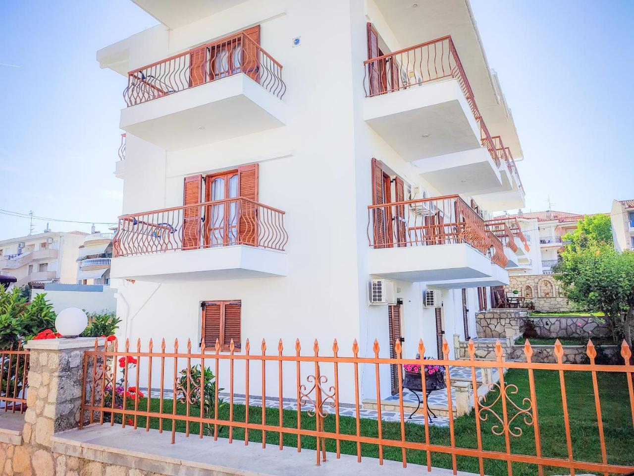 Eytyxia Apartments  - pic #1