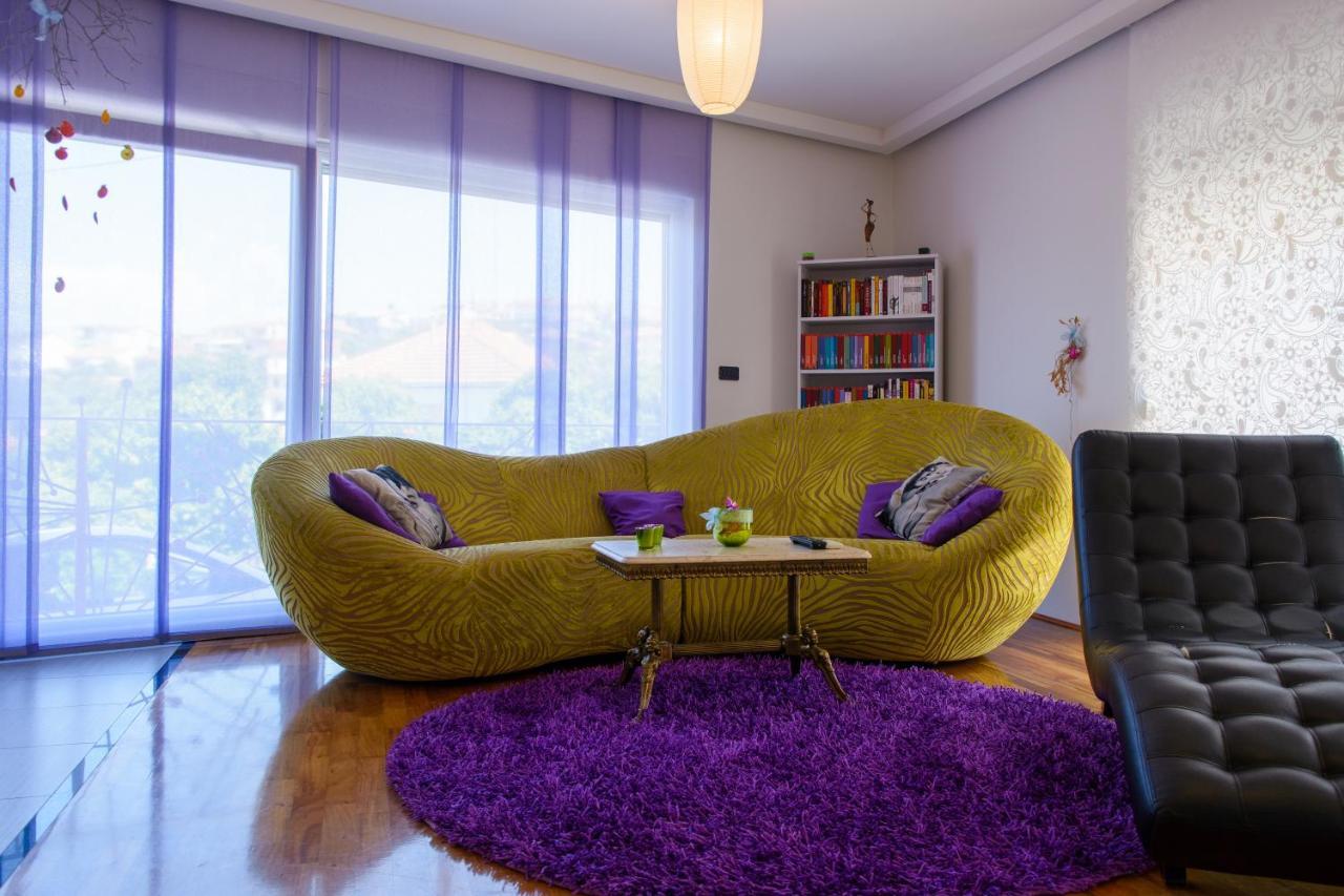 Domus Apartments