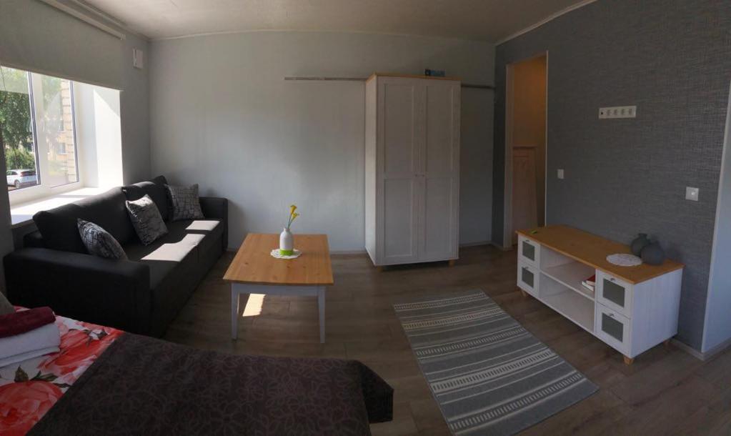 Haapsalu, Tallinna Maantee à Haapsalu