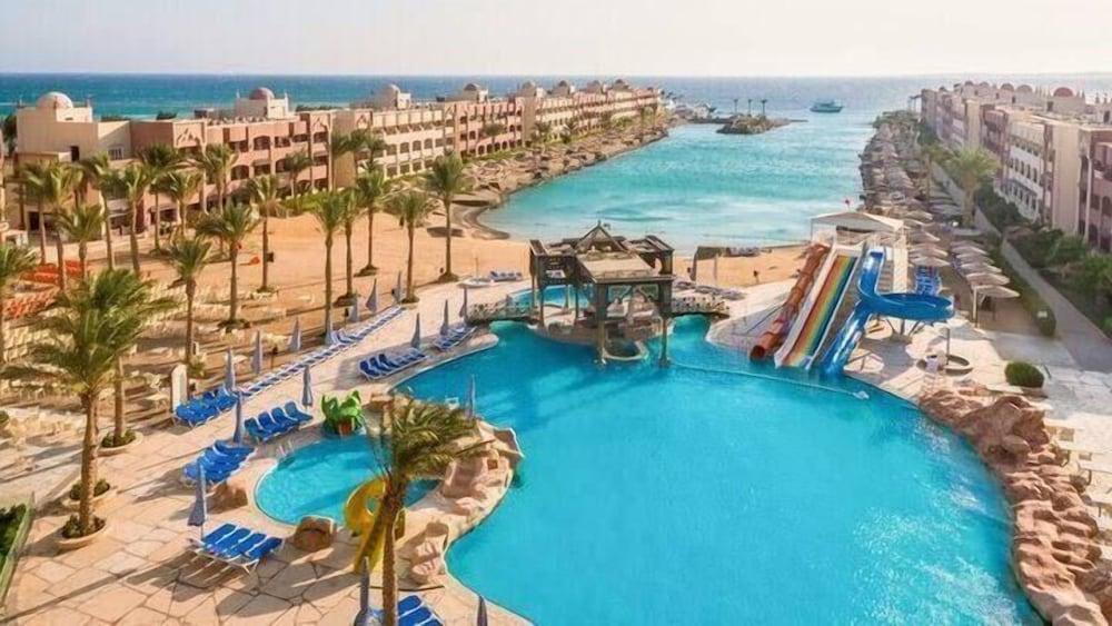 Elhadba Apartments