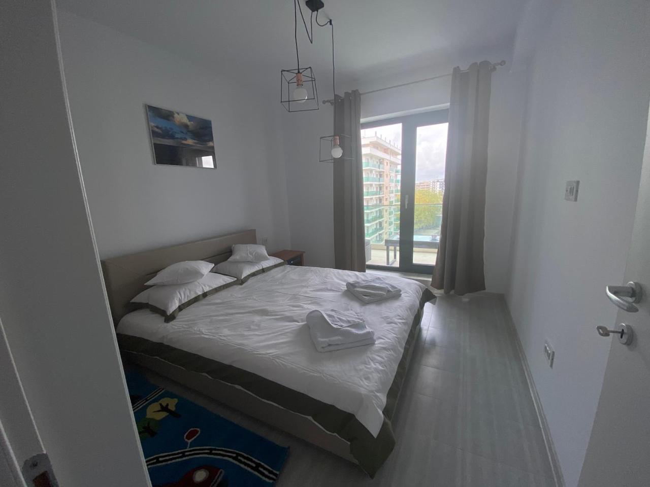 Sea View Apartament Exact Pe Malul Marii Mamaia Nord