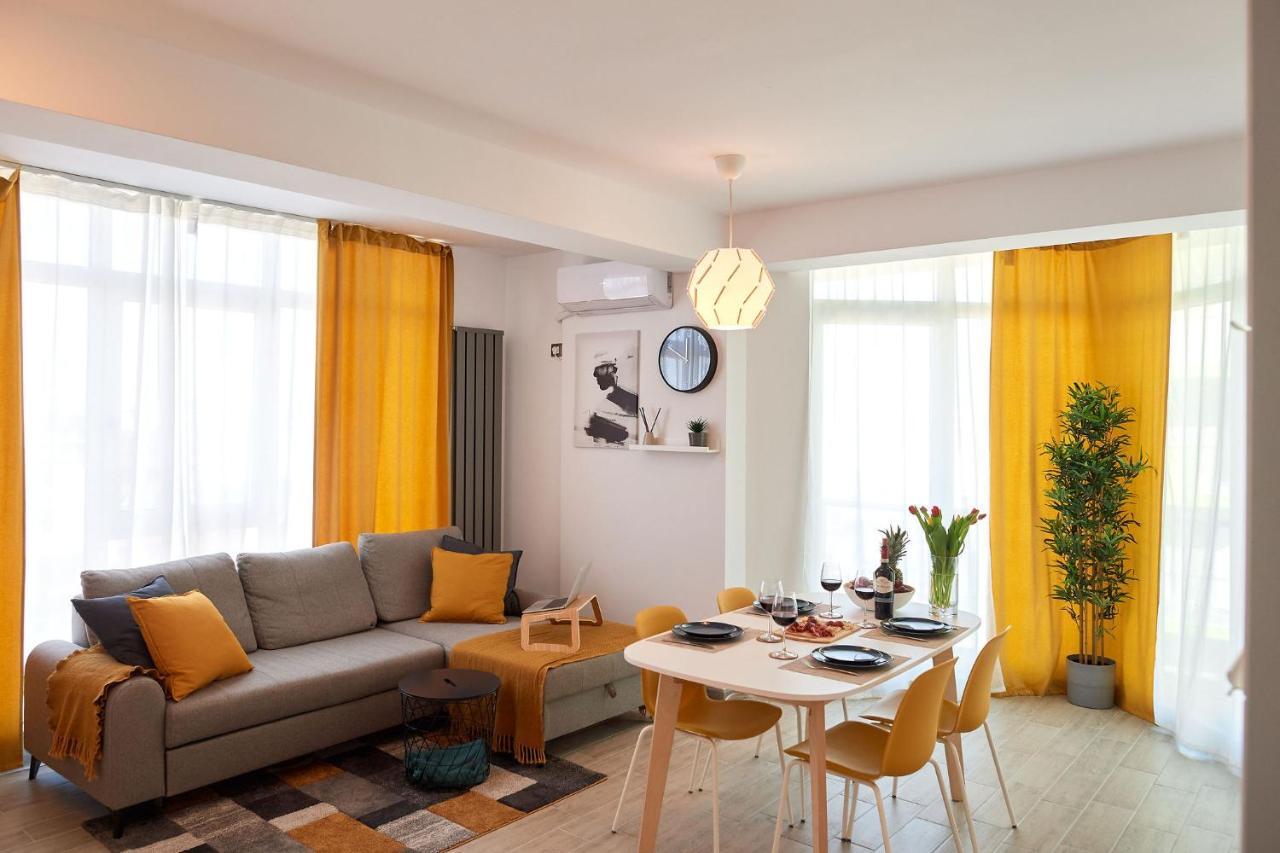 Fineloft Sea View Apartment-spa N Pools Beach Resort