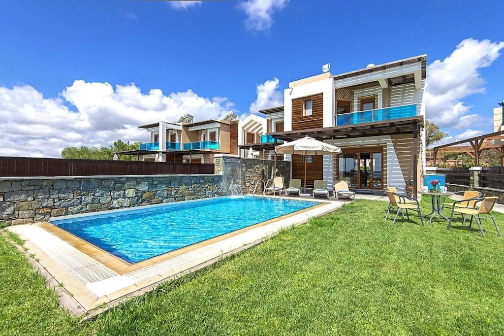 Holiday Home In Kiotari Near The Beach