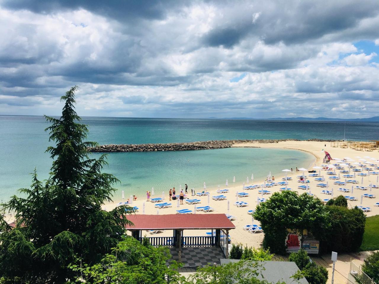 Hotel Sofia Beach
